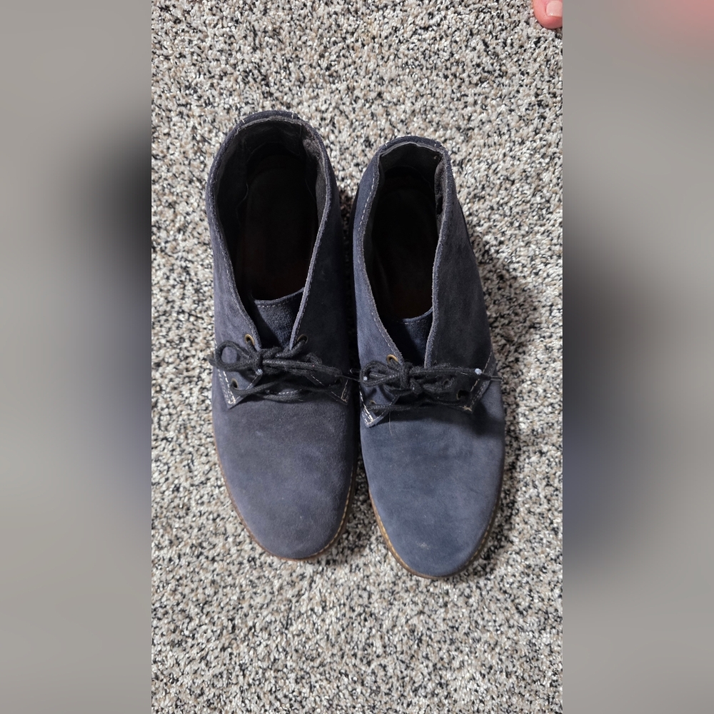 Naot Men's Navy Suede Chukka Boots